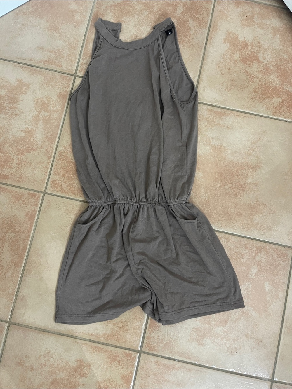 Women’s  Sleeveless One-Piece Romper - Taupe